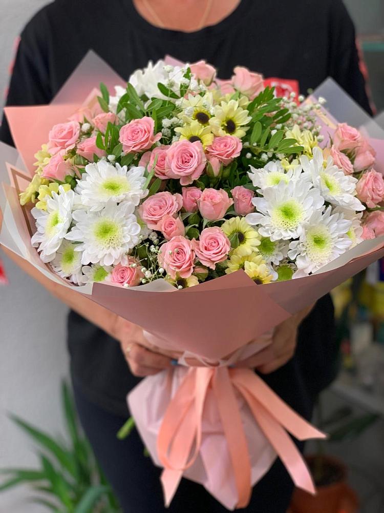Букет цветов из: Розы и Хризантемы в Захарьино