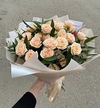 Букет Кремовые розы Латте в Захарьино