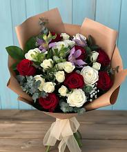 Букет цветов из:  Розы и Альстромерии в Захарьино