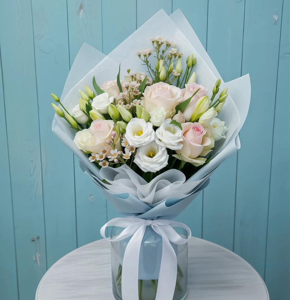 Букет цветов из: Розы и Лизиантусы в Захарьино