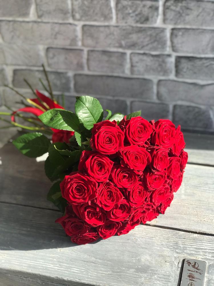 Букет Красные розы Фридом в Захарьино