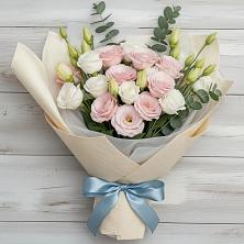 Букет цветов из:  Лизиантусы в Захарьино