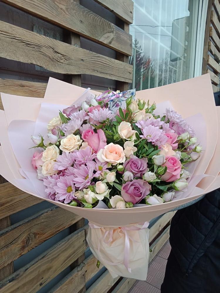 Букет цветов из: Розы и Хризантемы в Захарьино