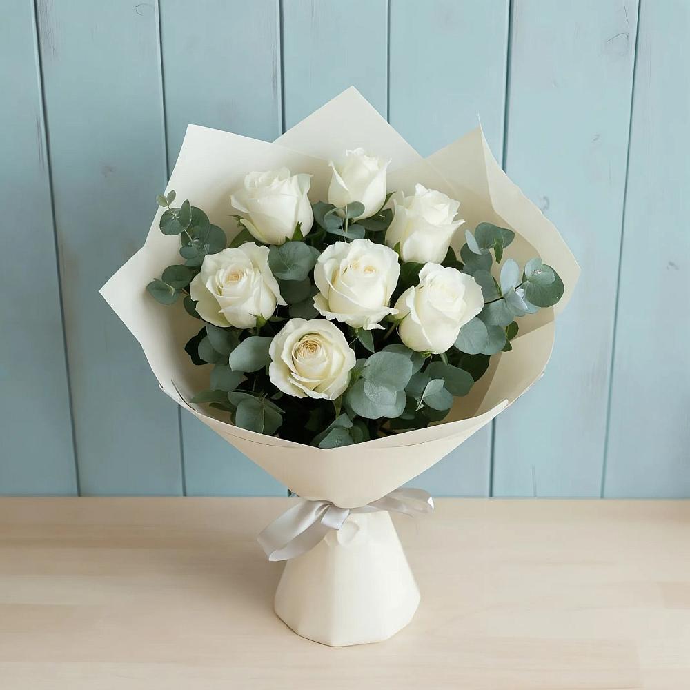 Букет Белые розы в Эвкалипте в Захарьино