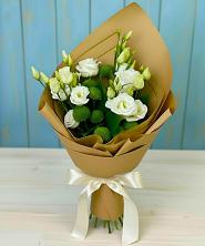 Букет цветов из:  Хризантемы и Лизиантусы в Захарьино