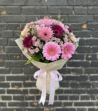 Букет цветов из:  Герберы и Хризантемы в Захарьино