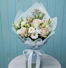 Букет цветов из:  Розы и Лизиантусы в Захарьино