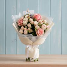 Букет цветов из:  Розы в Захарьино