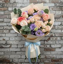 Букет цветов из:  Розы, Лизиантусы и Гвоздики #REPLACE_PRED# Захарьино