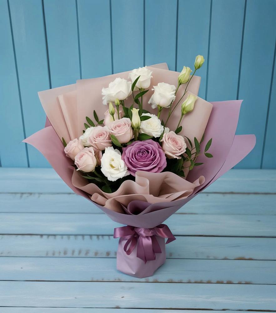 Букет цветов из: Розы и Лизиантусы в Захарьино