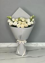 Букет цветов из:  Розы и Лизиантусы в Захарьино